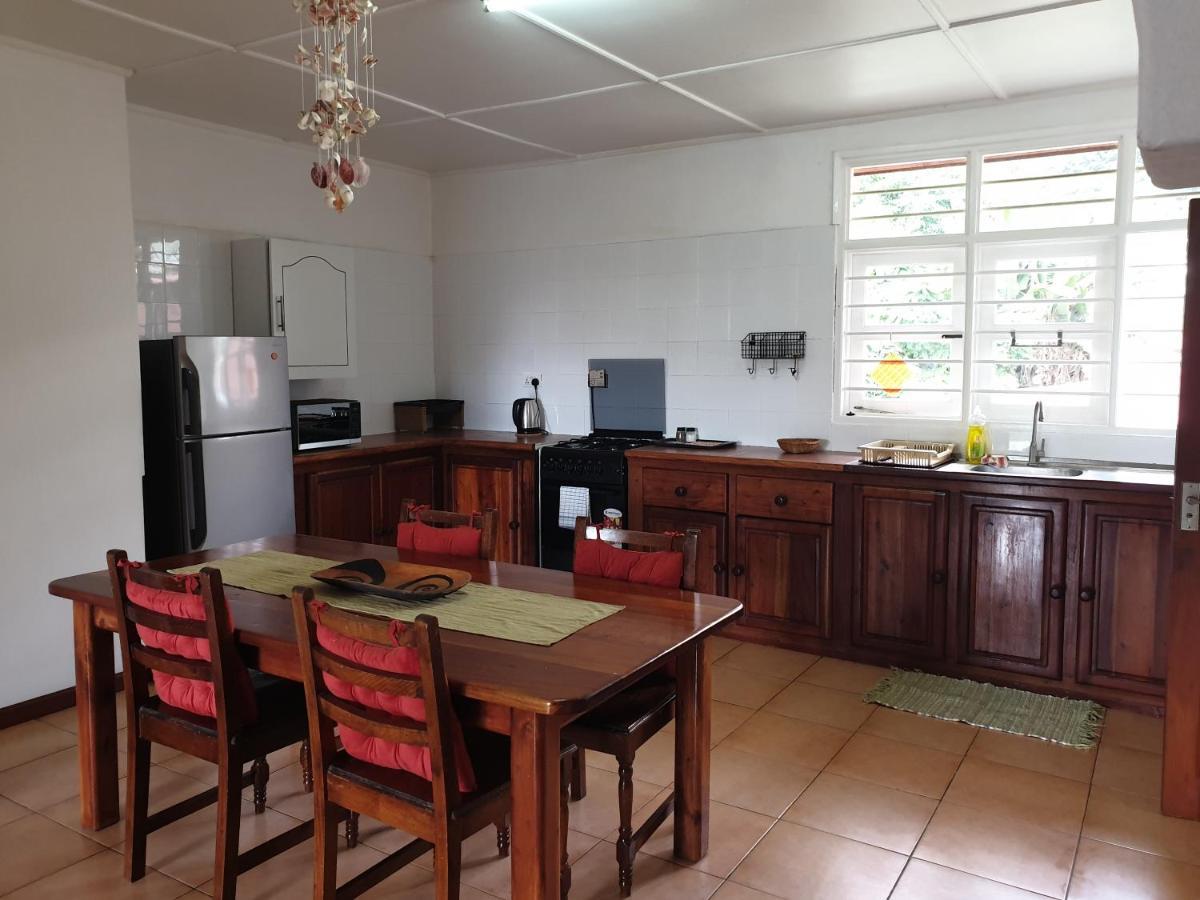 La Maison Hibiscus Self Catering Accommodation Бо-Валлон Экстерьер фото