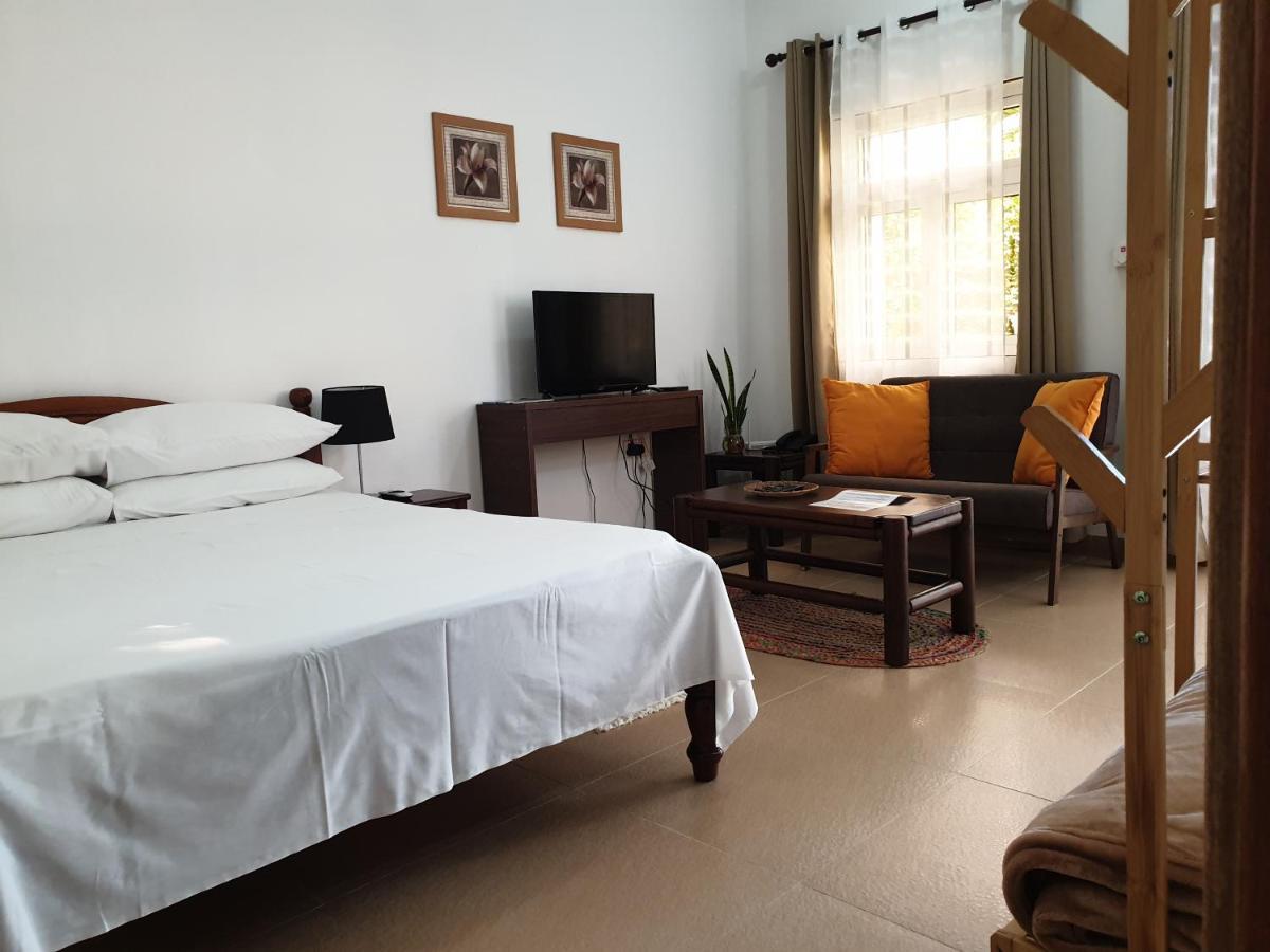 La Maison Hibiscus Self Catering Accommodation Бо-Валлон Экстерьер фото